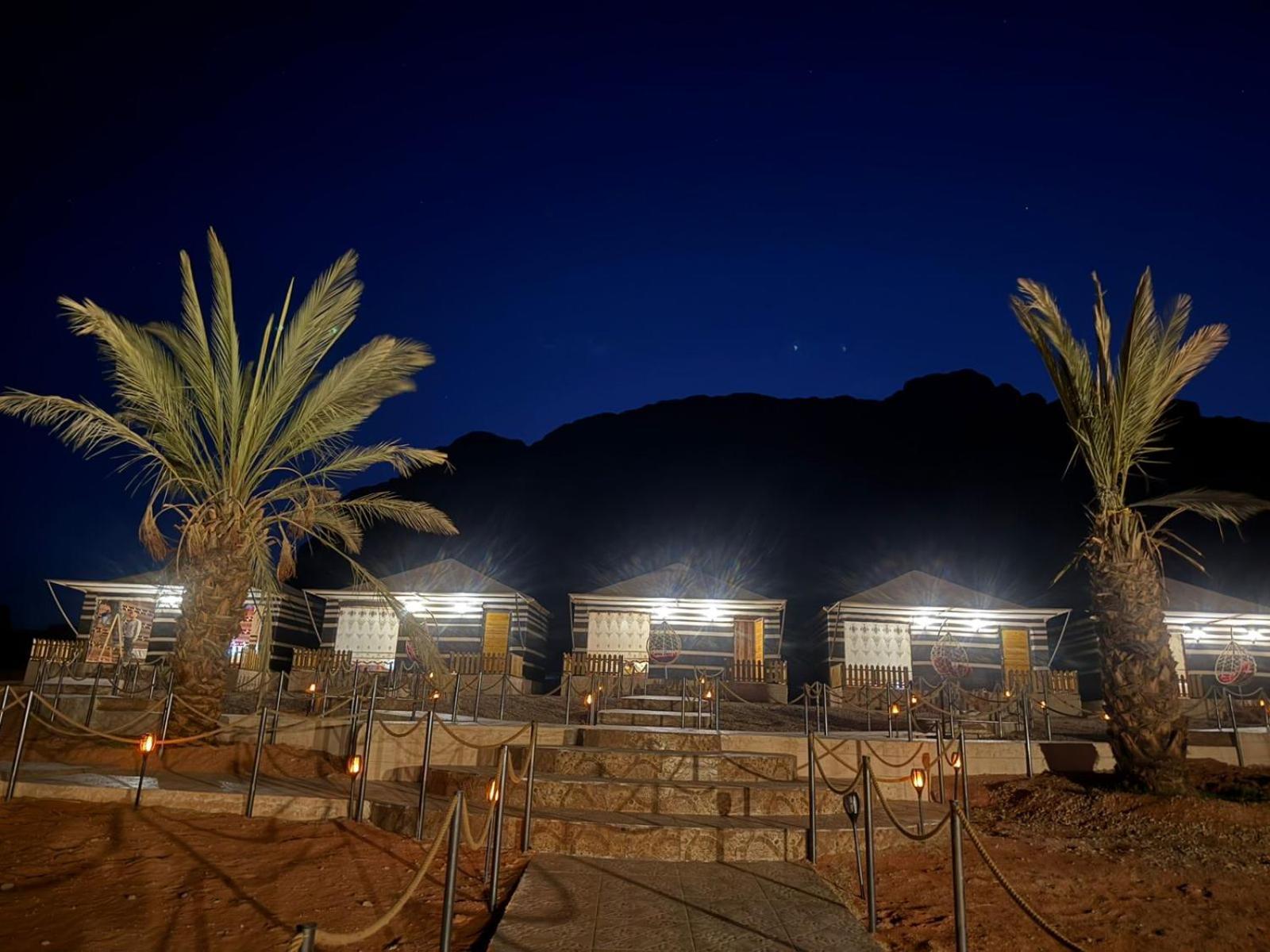 Falling Stars Camp Wadi Rum Exterior foto